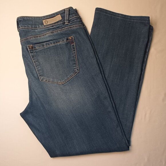 Democracy Jeans Size 12 Patriot Straight Leg Medium Rise Medium Wash - Picture 1 of 9